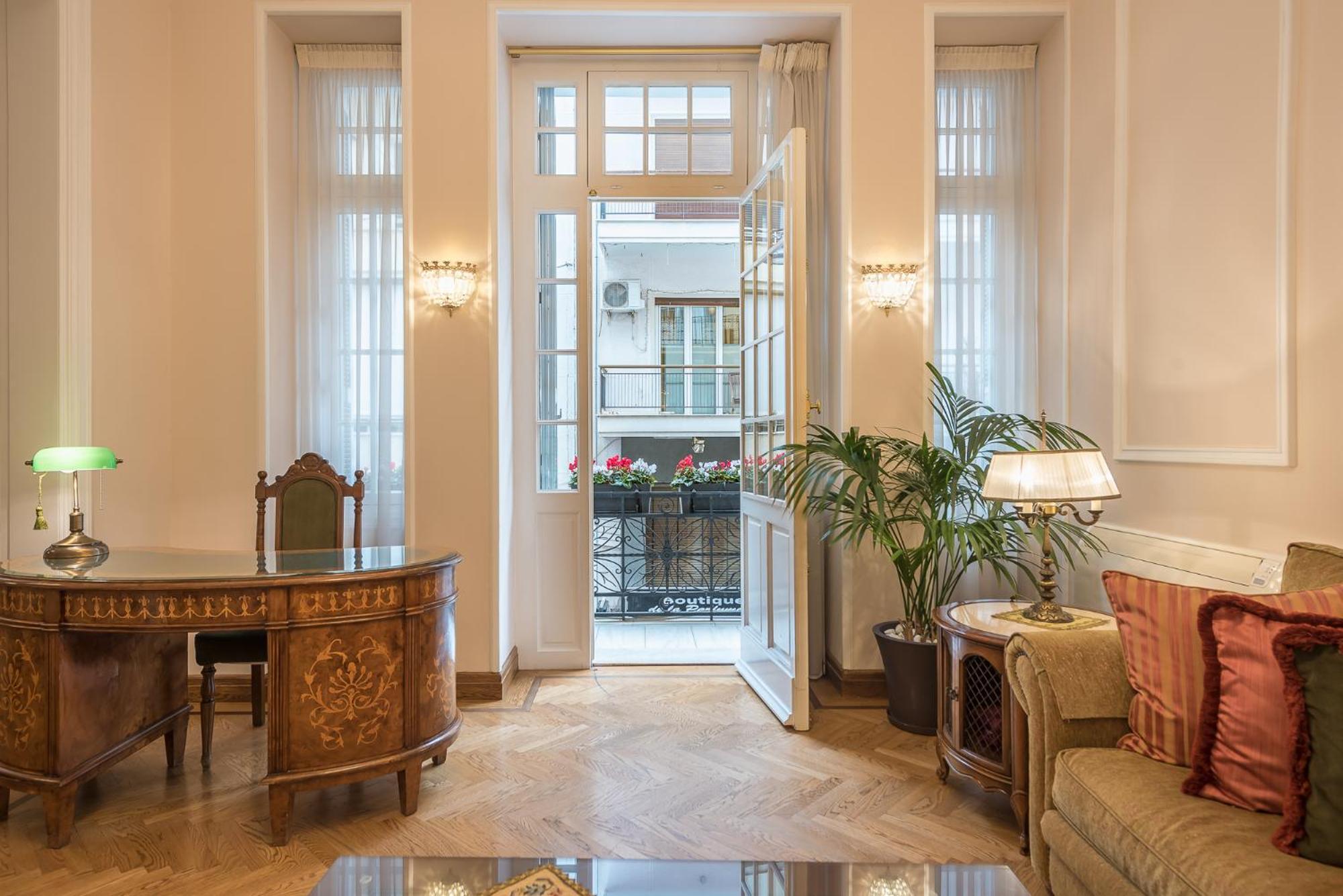 아테네 The Rare Luxury Gem Near Syntagma, Kolonaki Square 아파트 외부 사진