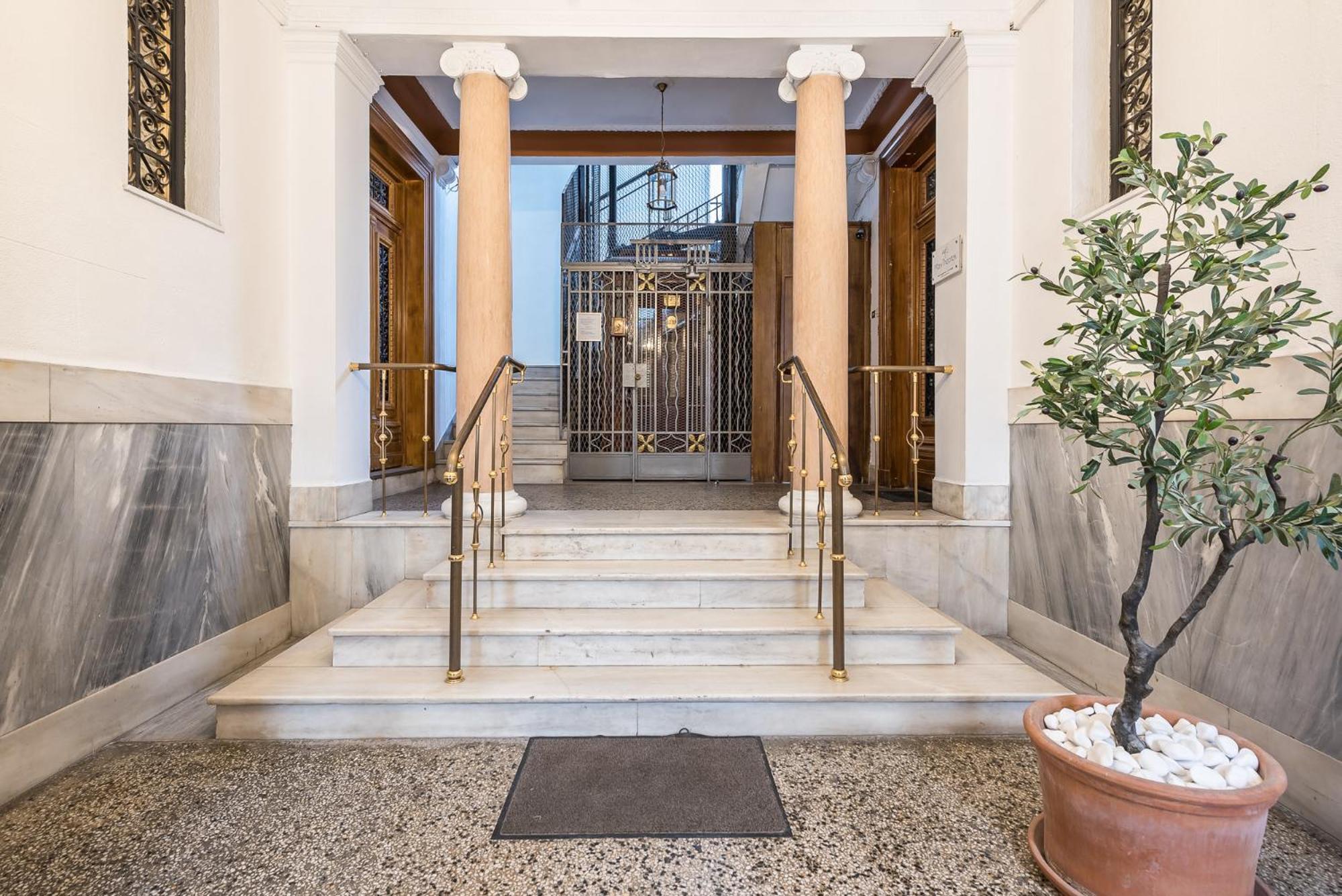 아테네 The Rare Luxury Gem Near Syntagma, Kolonaki Square 아파트 외부 사진